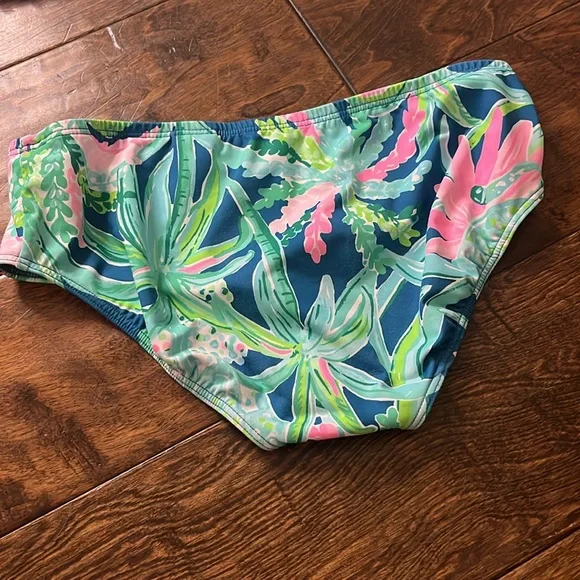 Lilly Pulitzer Two-Piece Rashguard Bikini Set, size 10 - Picture 7 of 10